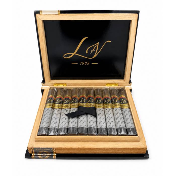 Las Villas 20 By The Book Toro (1)