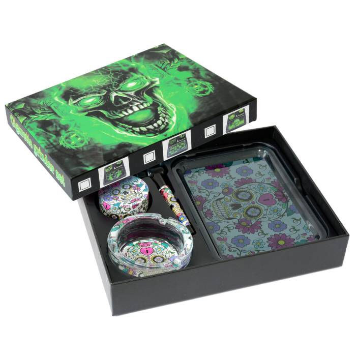 Set (tava rulat+scrumiera sticla+grinder+mini pipa) Calavera / Toro