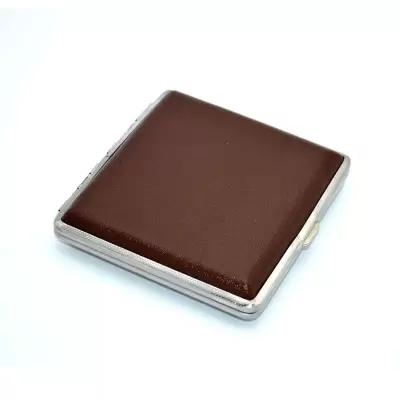 Tabachera Brown / Toro
