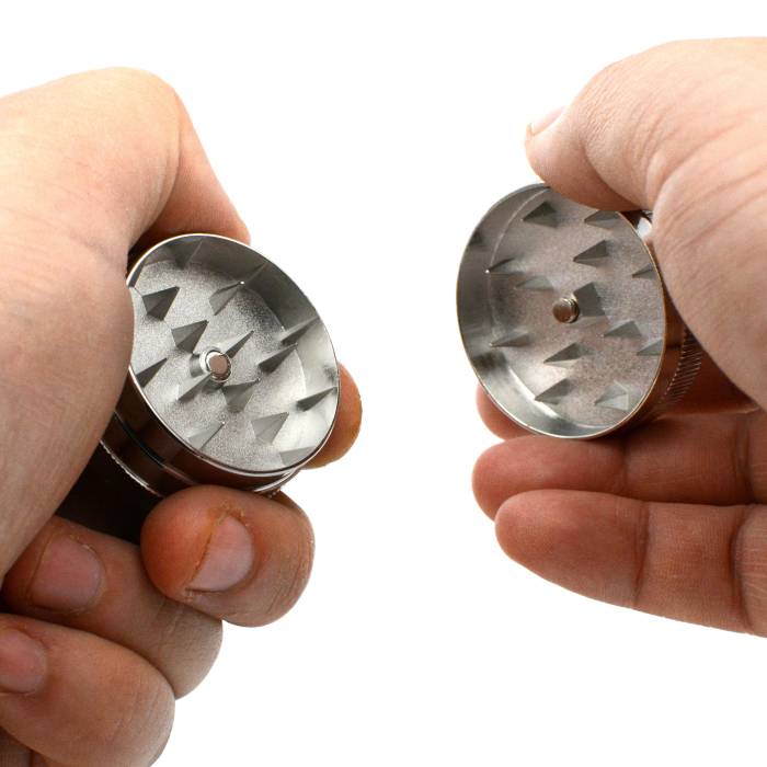 Grinder metal Midi Tobi